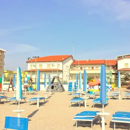 Pagoda 15 - Fronte Mare Con Servizio *